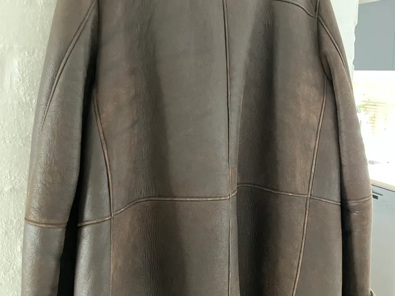 Billede 3 - Lammeskindsjakke