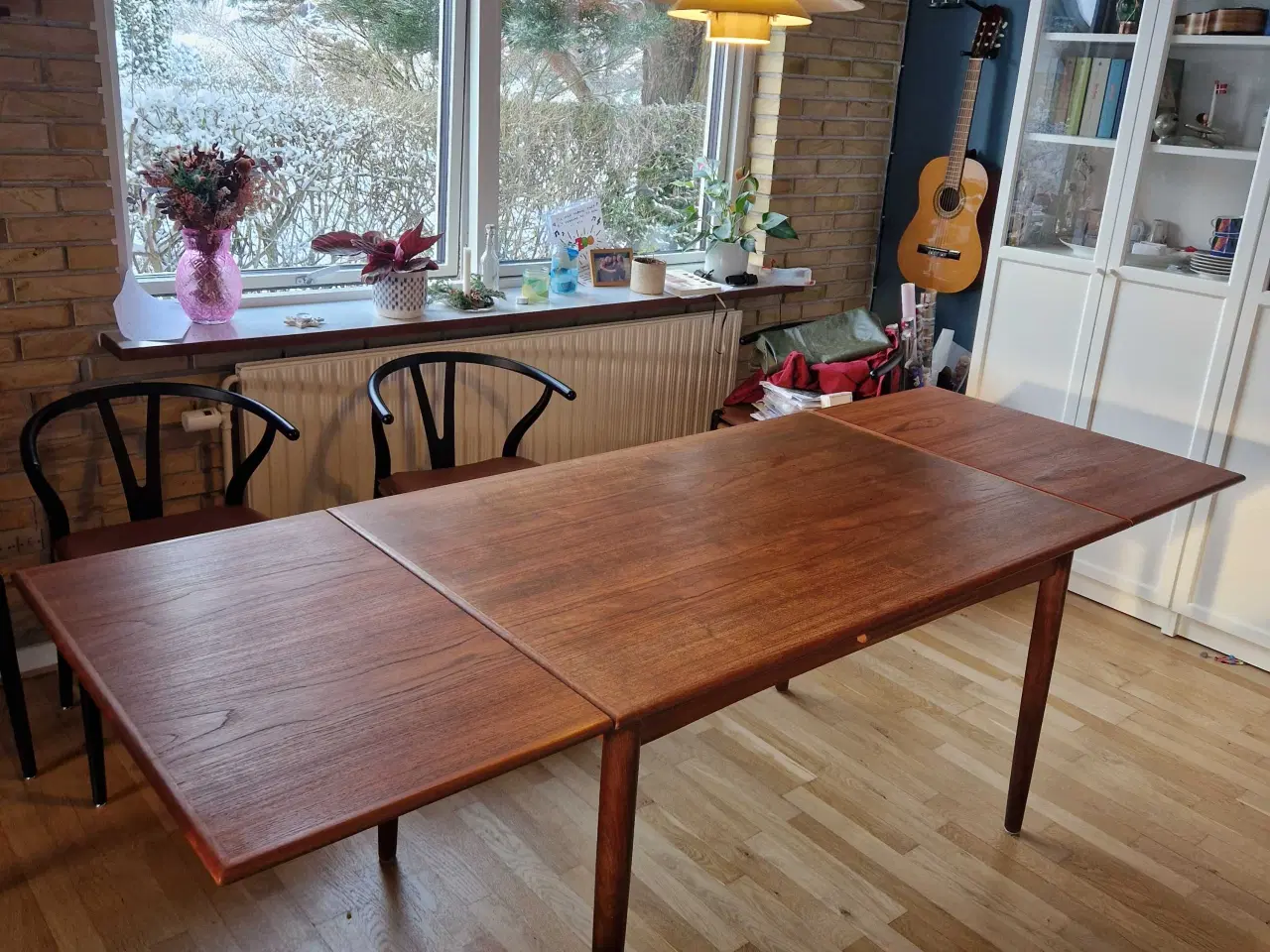 Billede 1 - Spisebord teaktræ dansk design