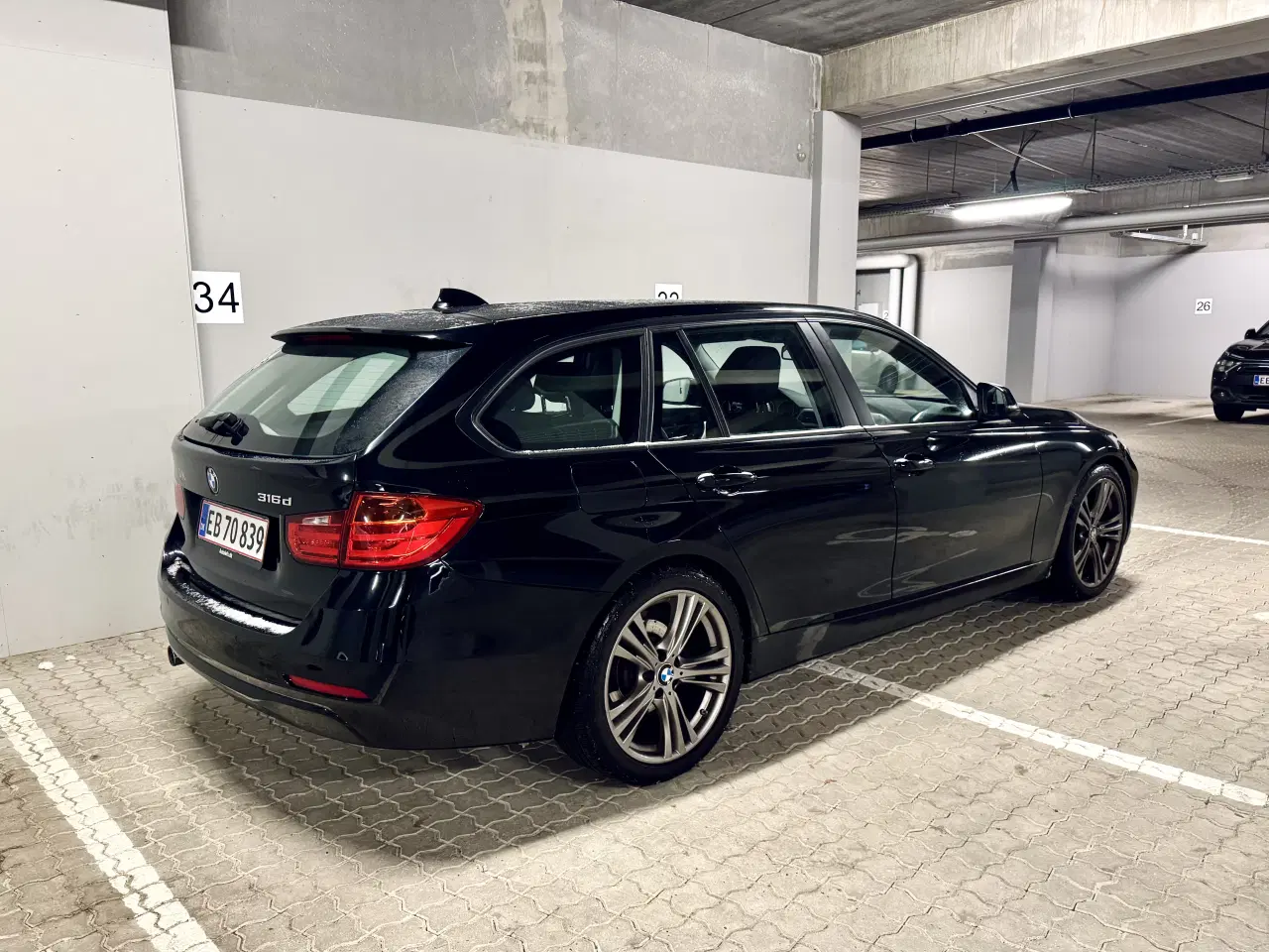 Billede 2 - BMW 316d – Velholdt, økonomisk og køreglad