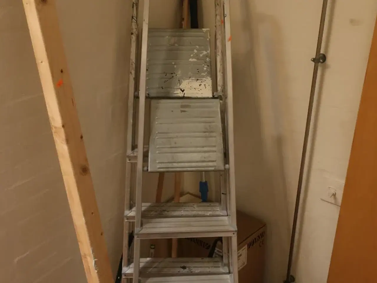 Billede 1 - 2 stk. stiger m.v.