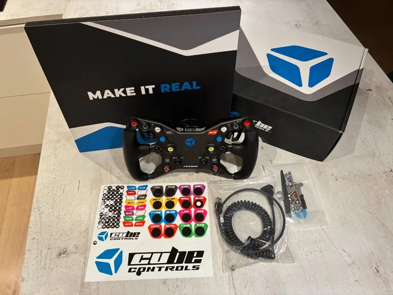 Billede 7 - Cube Controls F-Core – 2 paddles + HUB