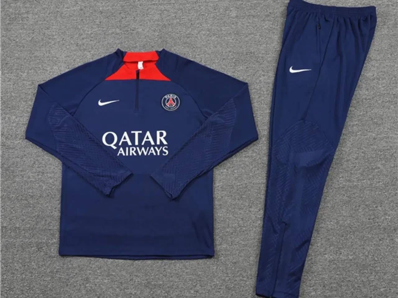 Billede 1 - PSG tracksuit 