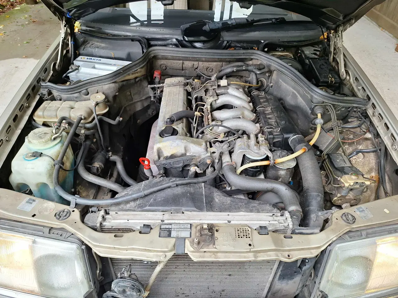 Billede 11 - Mercedes 124 - 250D