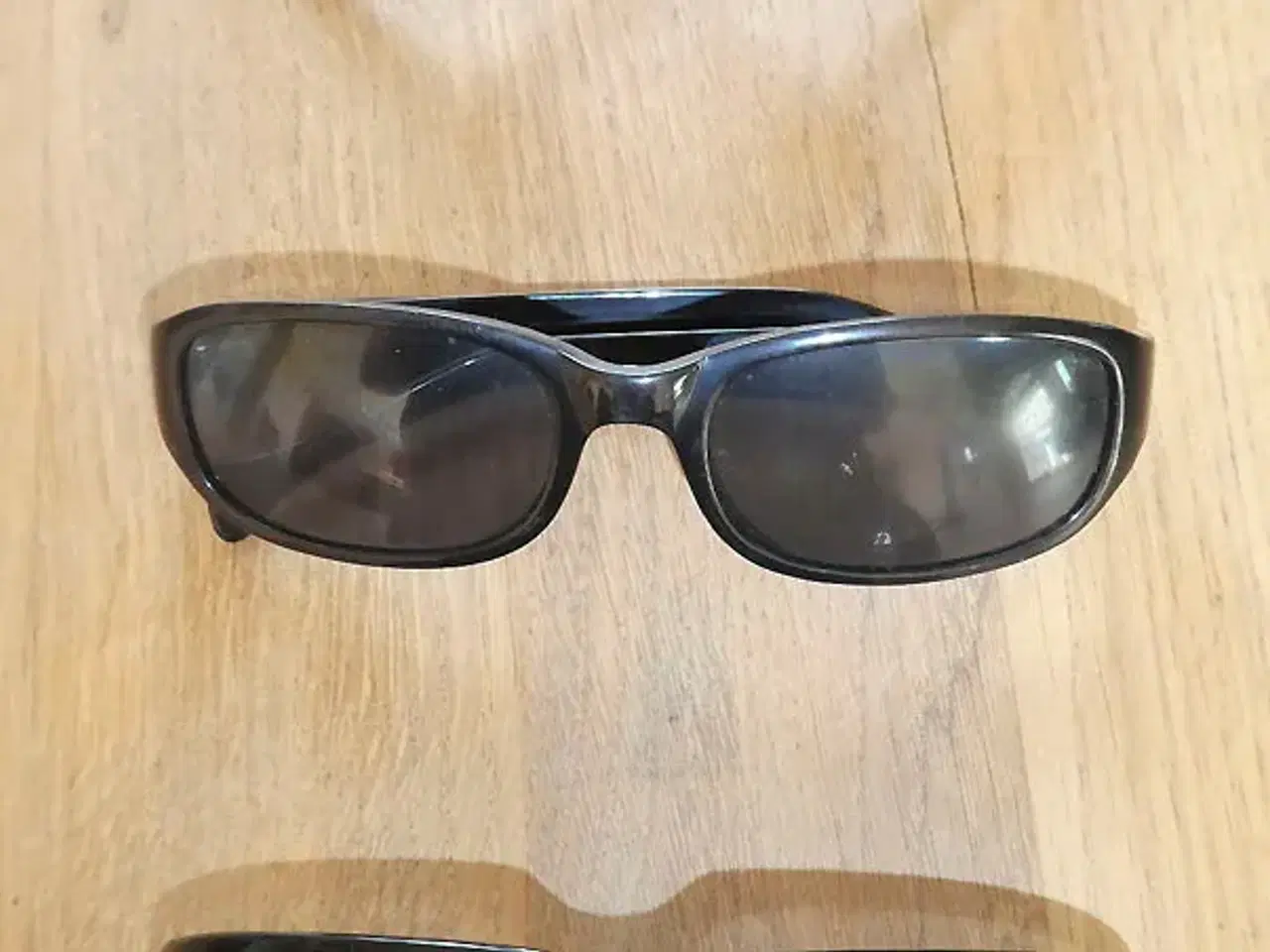 Billede 1 - Diverse solbriller