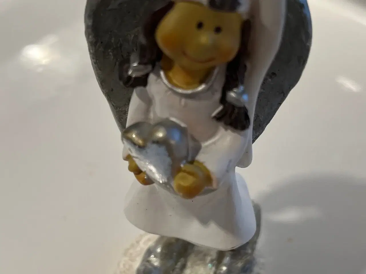 Billede 2 - Dekorativ sølvfarvet stjernekurv+ hvid engel 