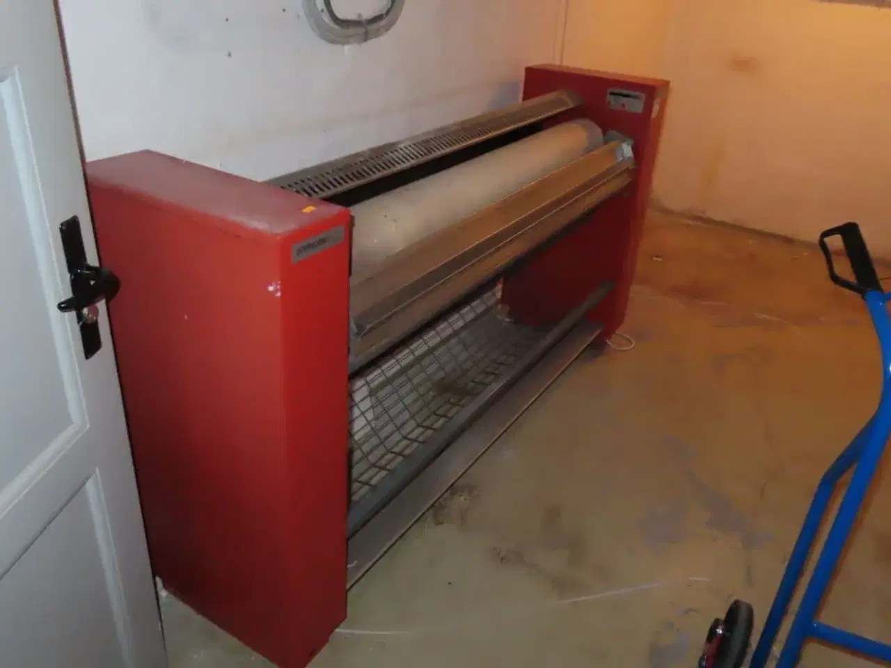 Billede 1 - Tøjpresser/valse NYBORG 180S