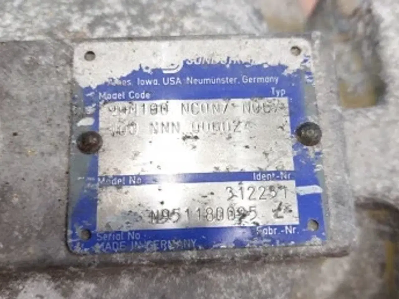 Billede 9 - New Holland TX68 Køremotor 84032254