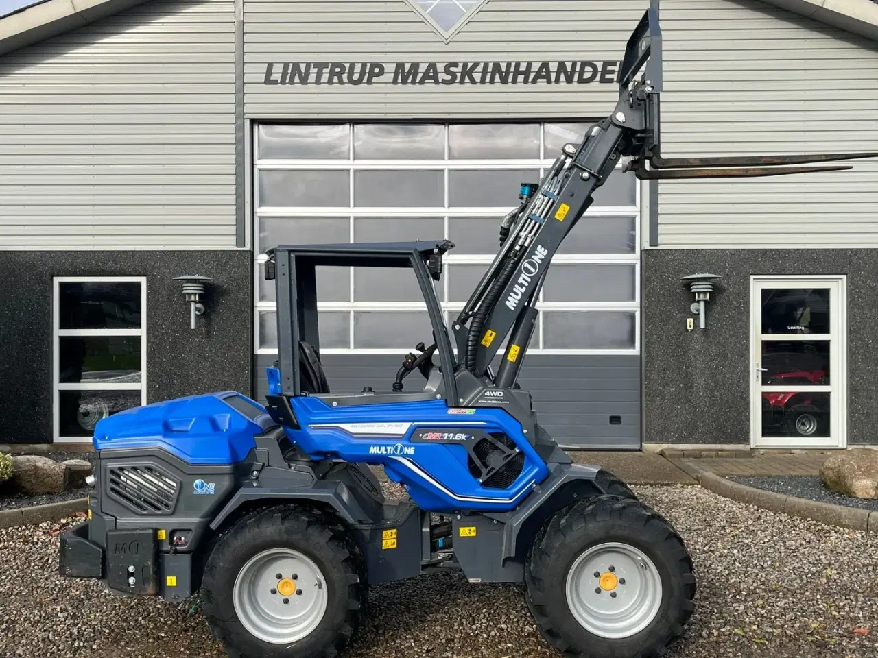 Billede 11 - MultiOne 11.6 k Med pallegafler og multiskovl