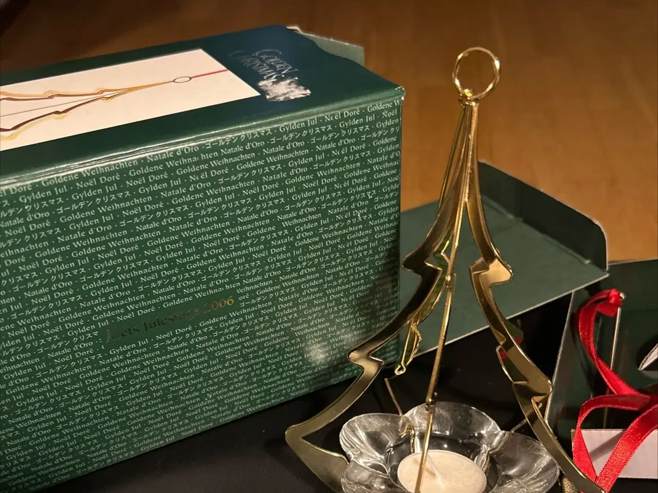 Billede 4 - Holmegård julestage 2006 i æske