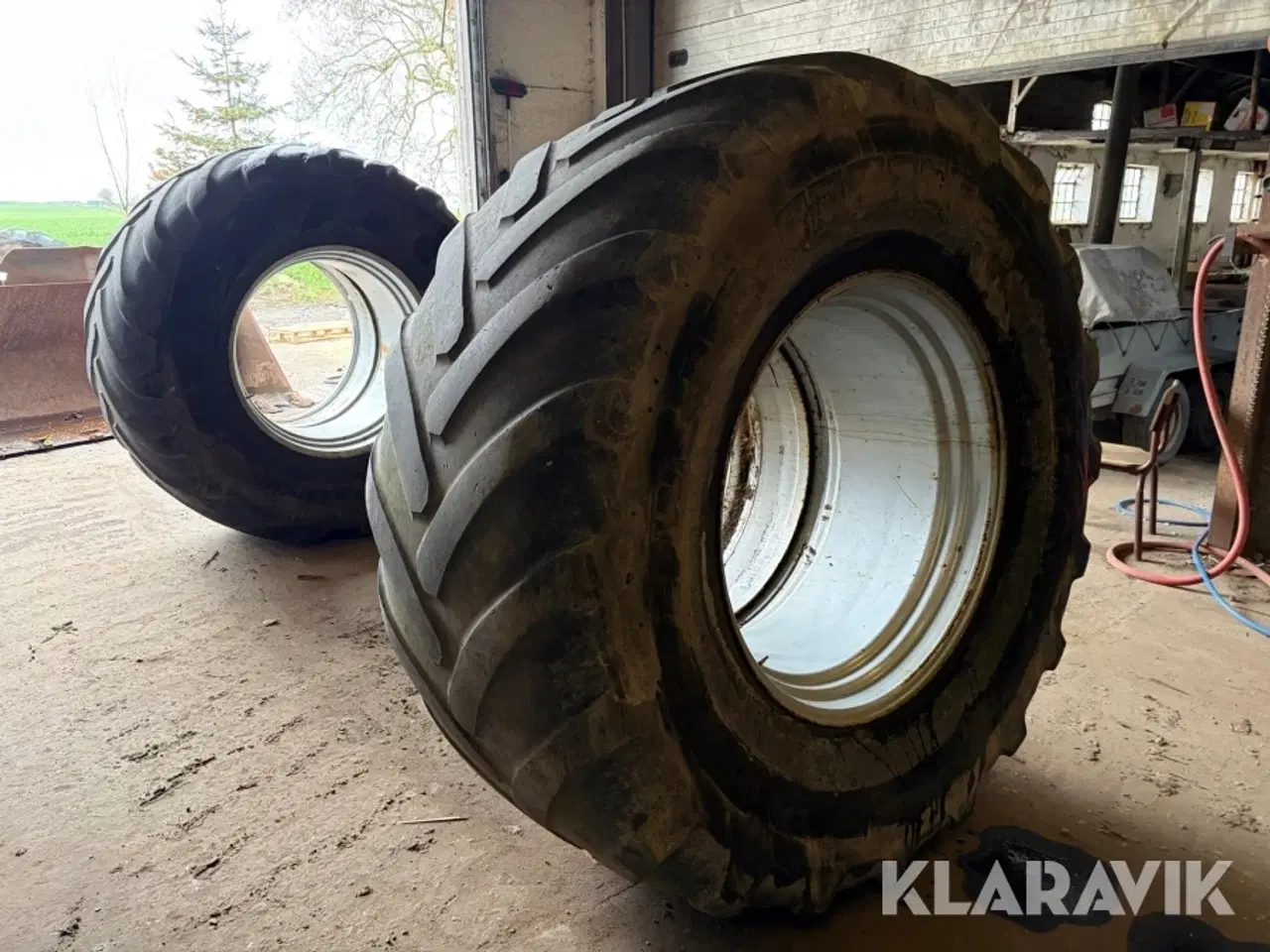 Billede 3 - Tvillingehjul Michelin Axiobib 800/70R38 - 2 styk - med klemmer