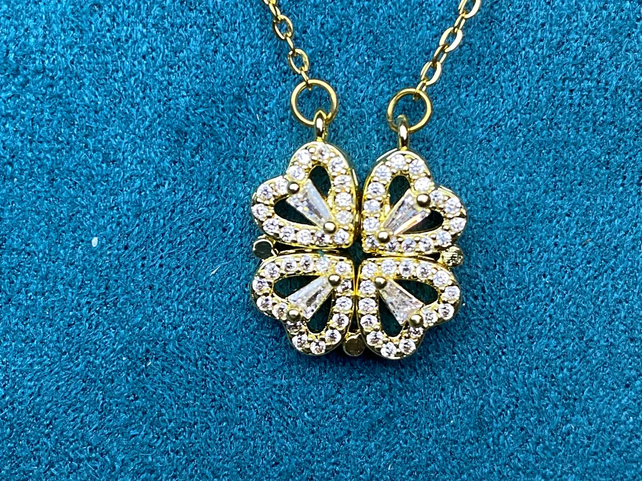 Billede 5 - Halskæde med firkløver