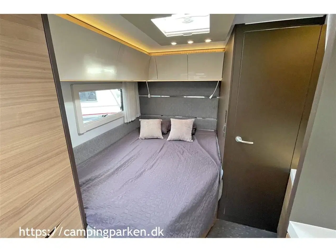 Billede 8 - 2020 - Adria Alpina 573 UP   Flot og rummelig campingvogn med højt komfortniveau