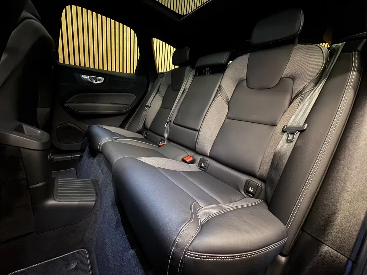 Billede 13 - Volvo XC60 2,0 T6 ReCharge R-Design aut. AWD
