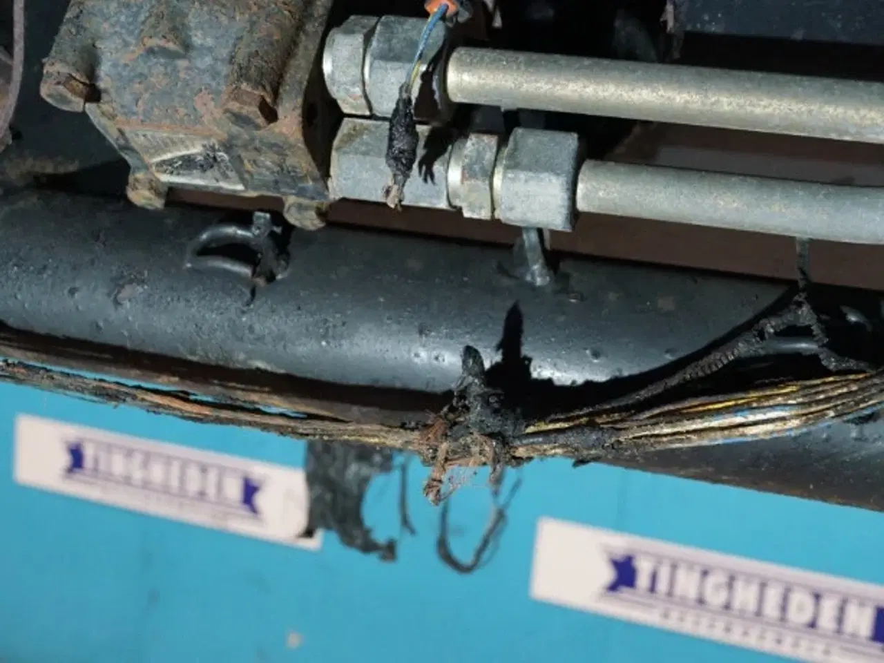 Billede 8 - New Holland CR 9090 Avnespreder 87723589