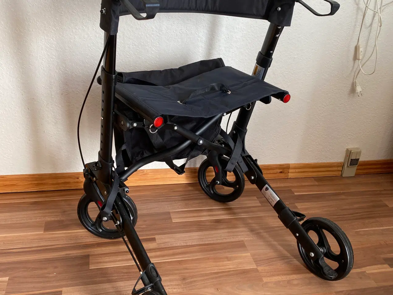Billede 1 - Rollator, Lindebjerg 