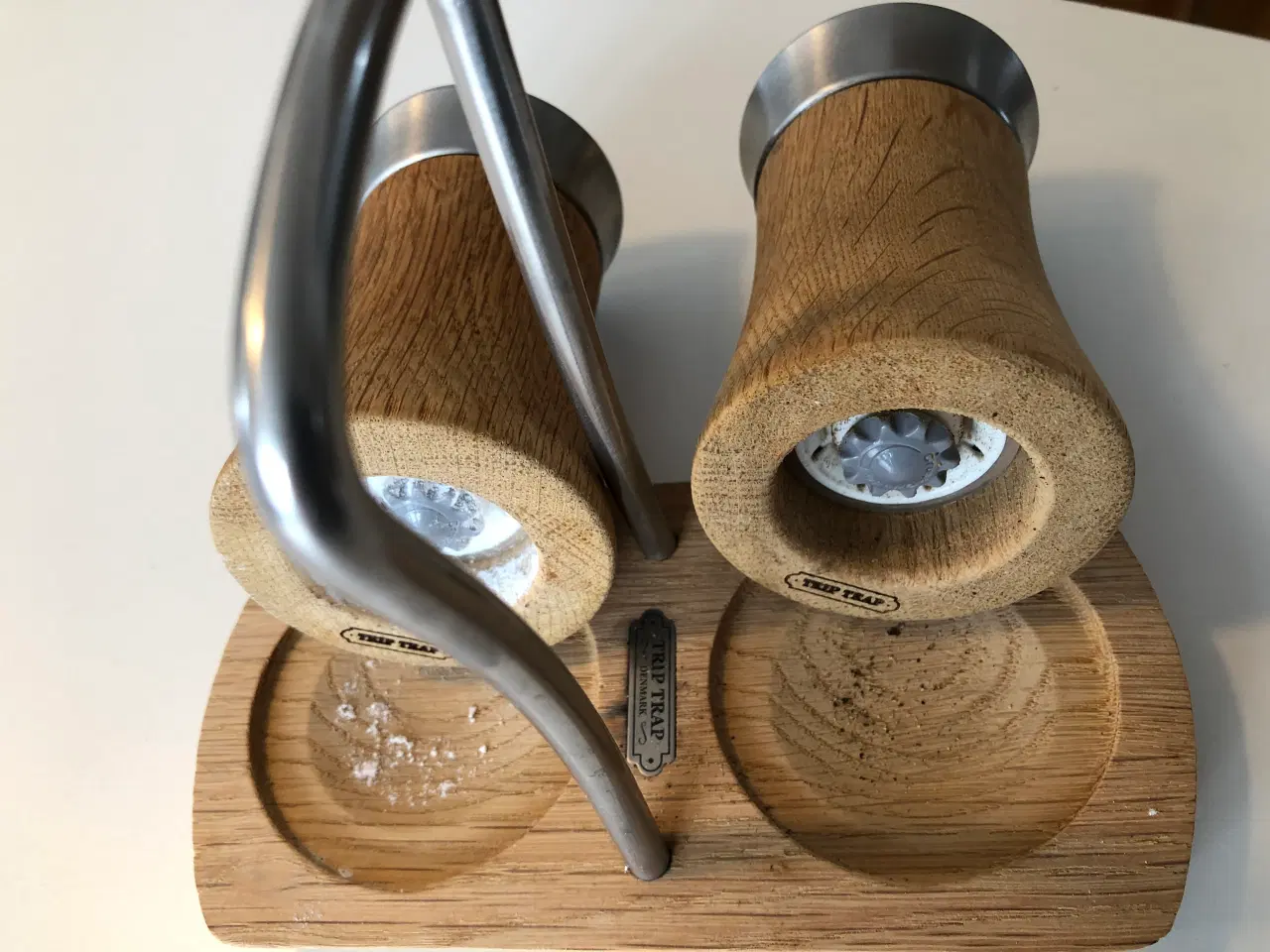 Billede 10 - Salt og pebersæt fra Trip Trap i lyst egetræ