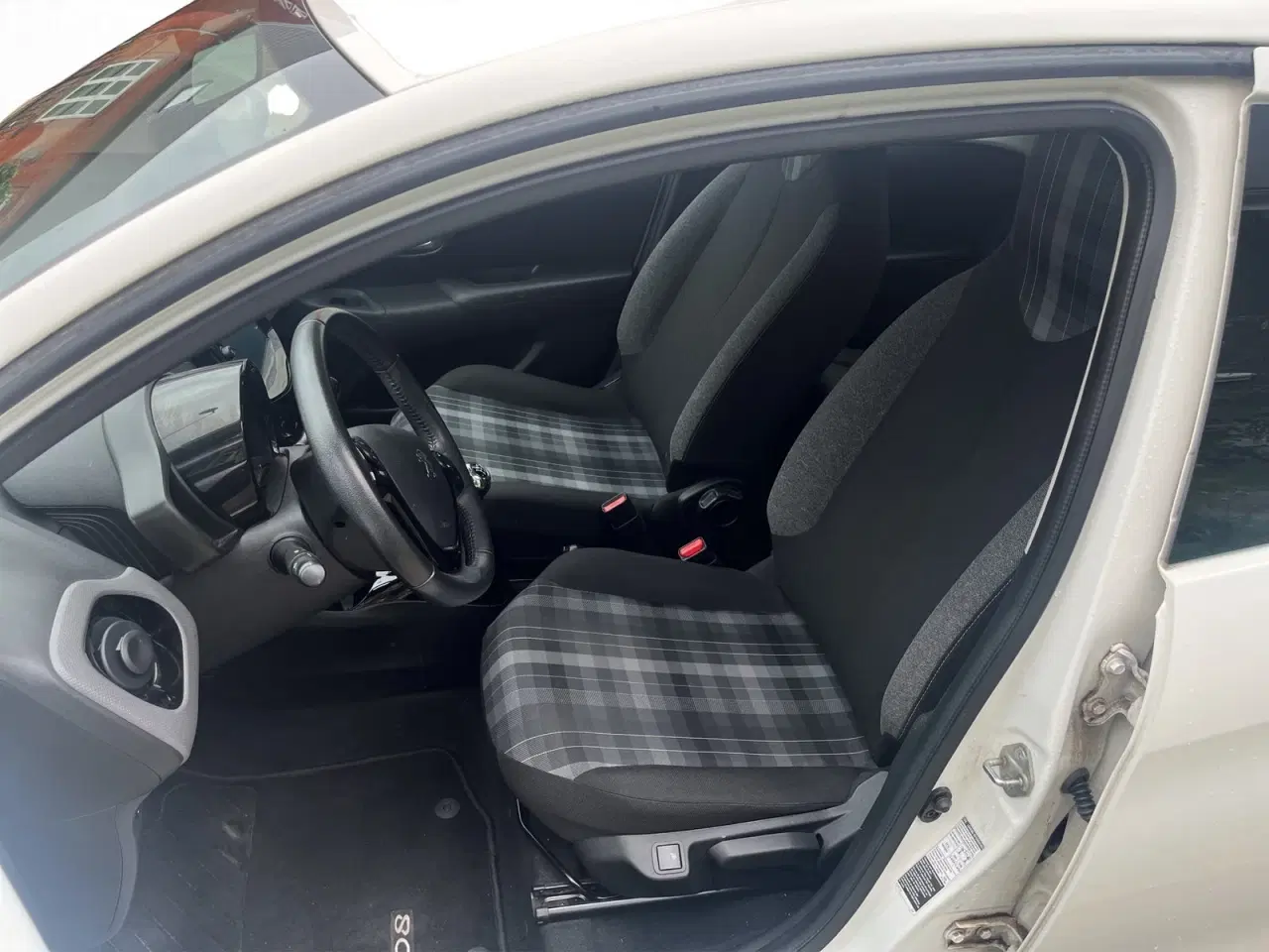 Billede 9 - Peugeot 108 1,0 e-VTi 72 Special