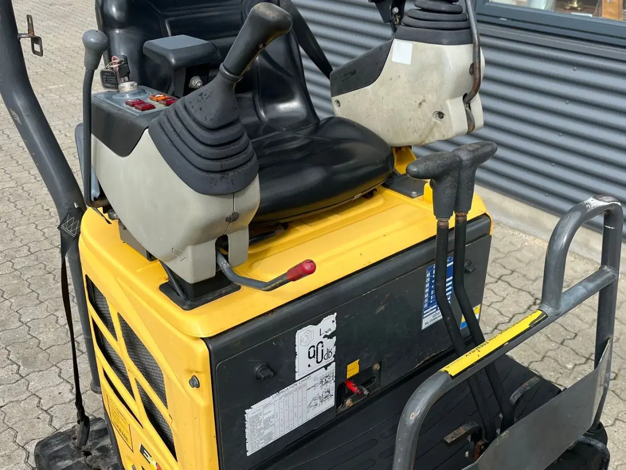 Billede 11 - New Holland E10SR Tiltman og 3 skovle