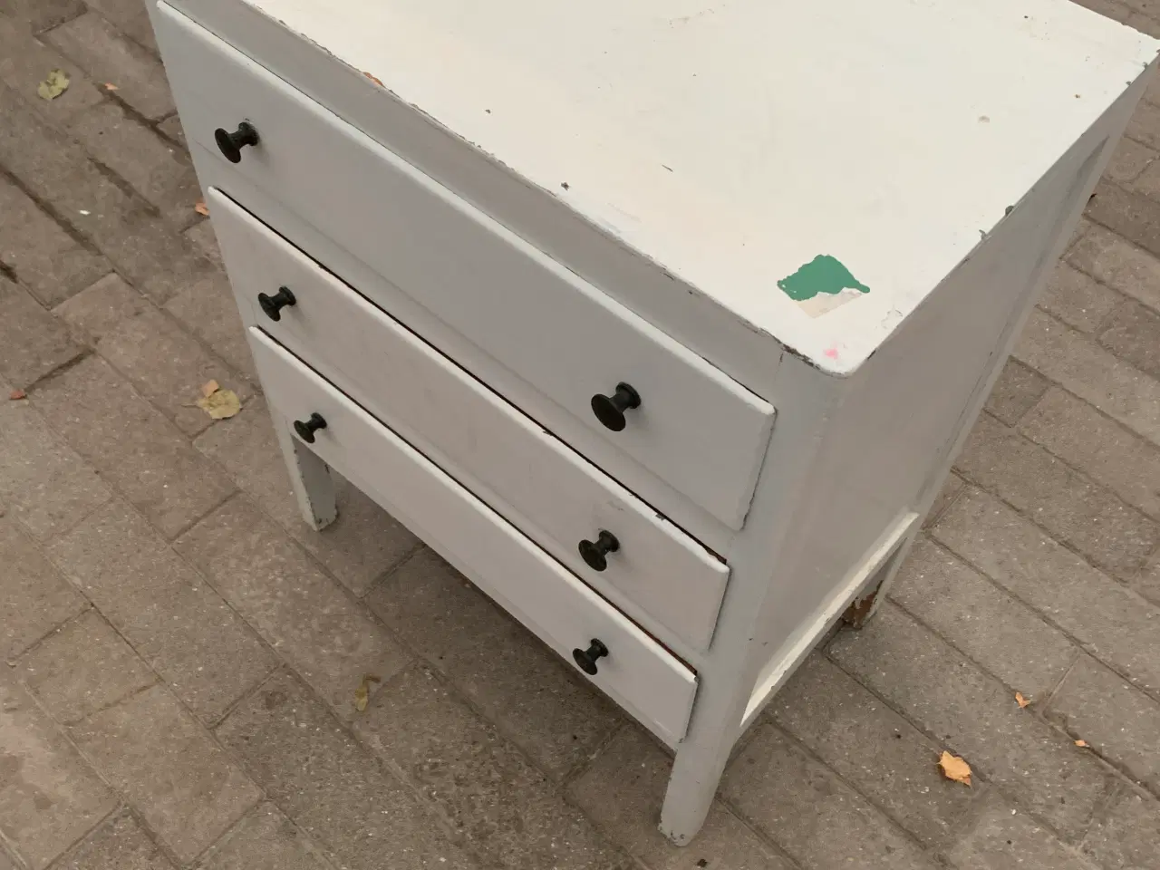 Billede 2 - Kommode , lille sød