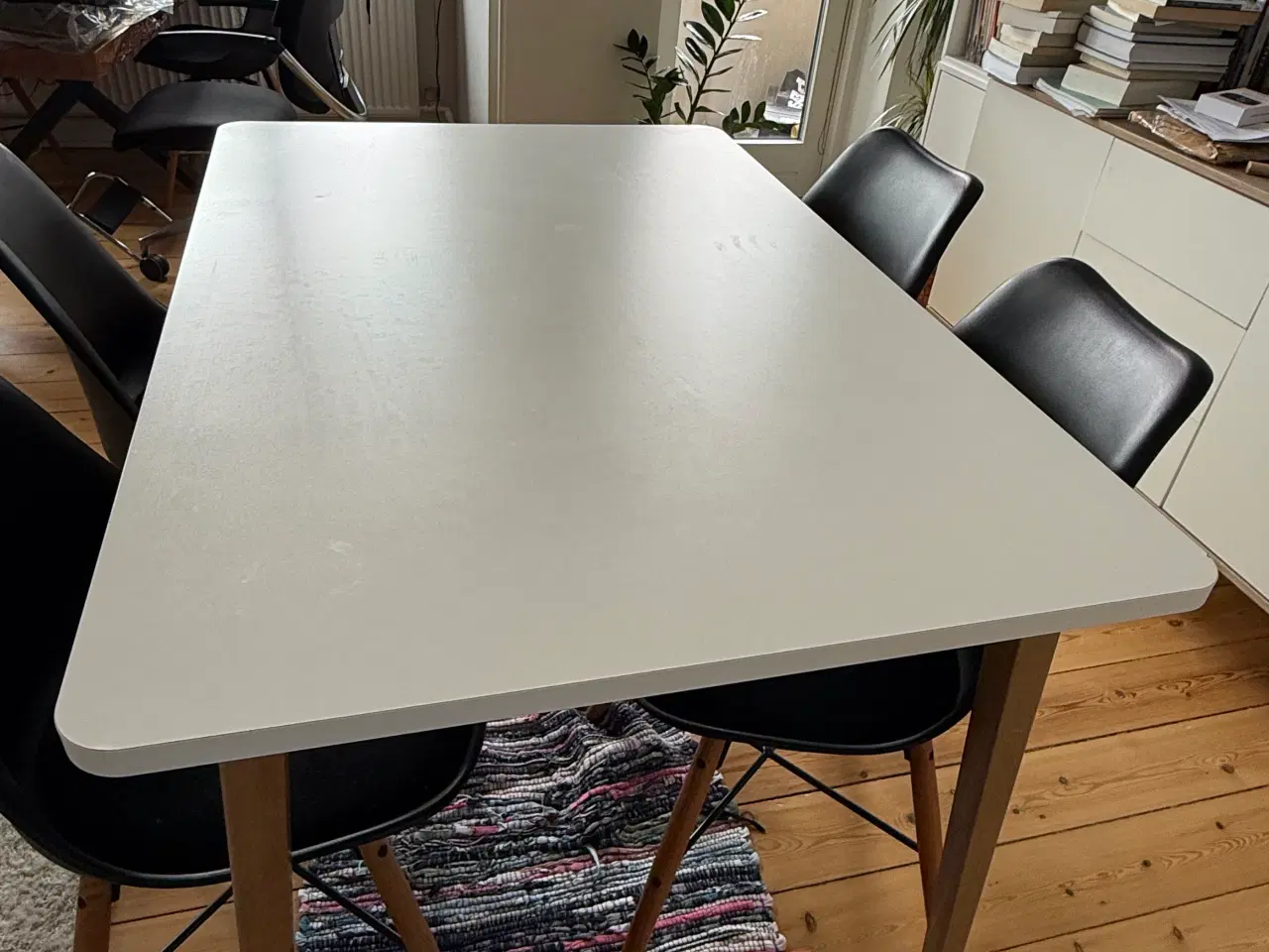Billede 2 - Flot spisebord 
