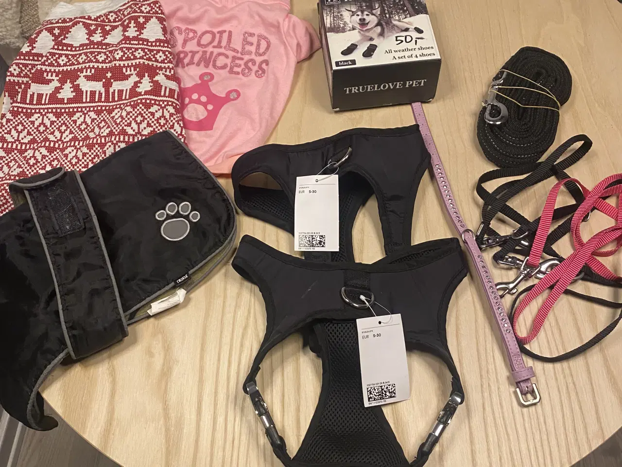 Billede 1 - Udstyr til hvalp eller lille hund 