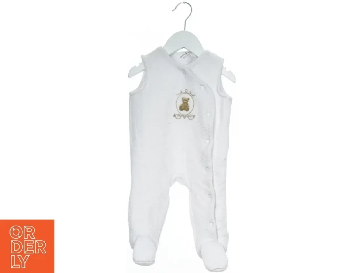 Billede 1 - Hvid heldragt til baby med bamsemotiver fra Rock A Bye Baby (str. 74)