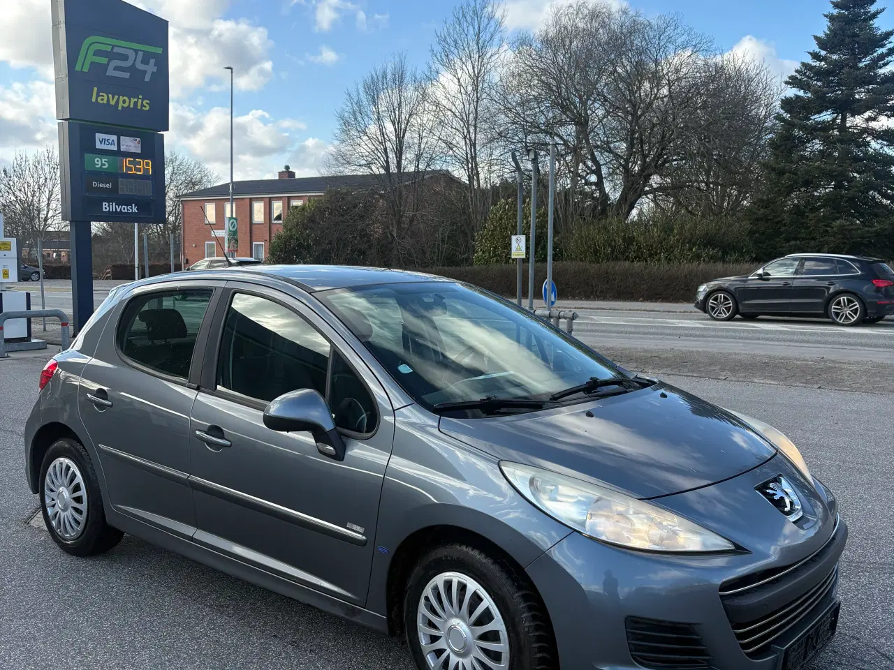 Billede 3 - Peugeot 207 1.6 HDI 99G 90 HK – Årgang 2010