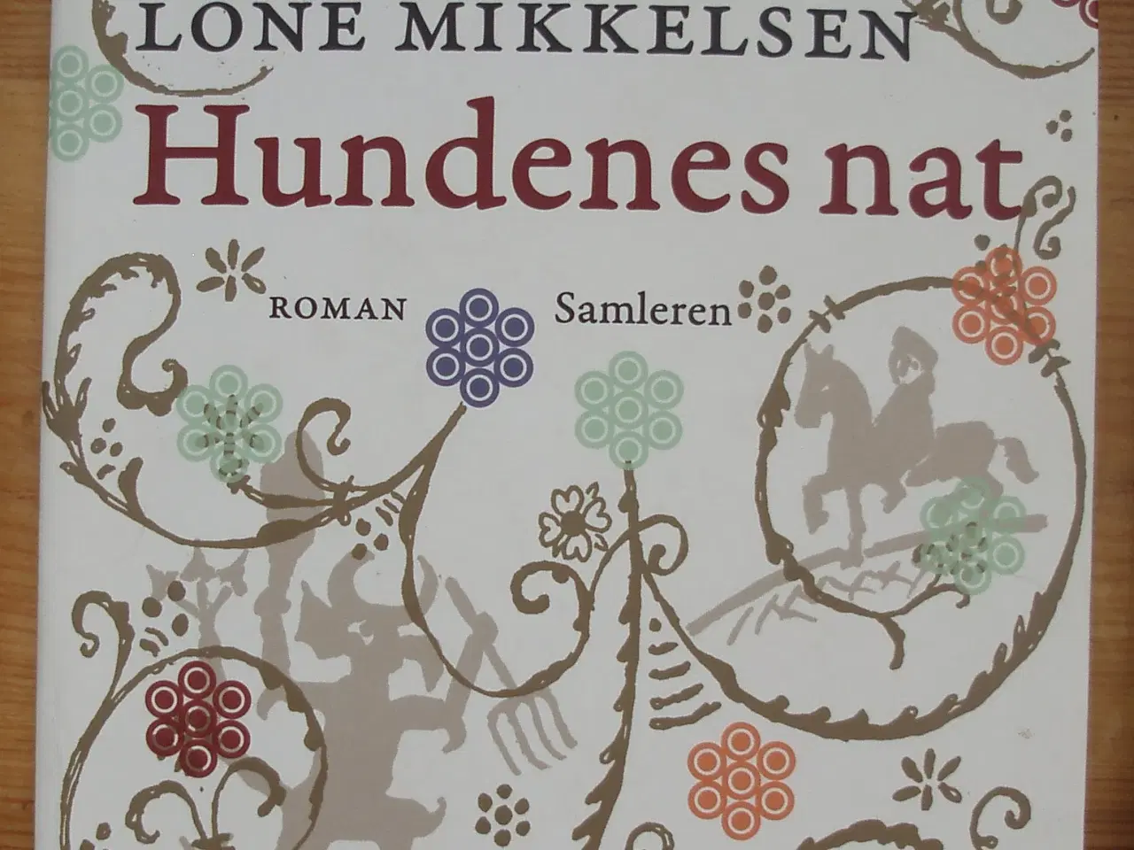 Billede 1 - Hundenes nat af Lone Mikkelsen