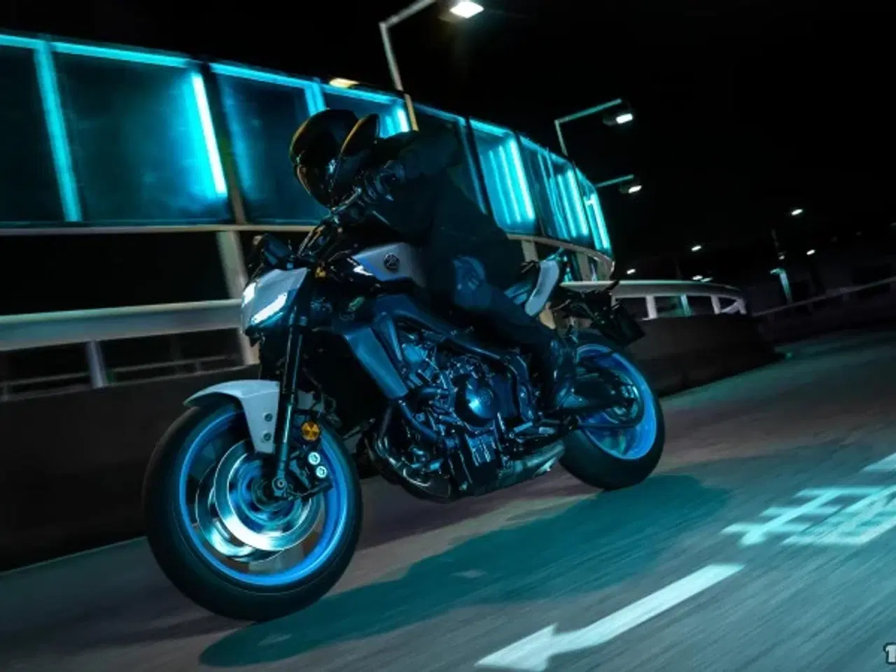 Billede 14 - Yamaha MT-09 version med reduceret effekt til A2 kørekort