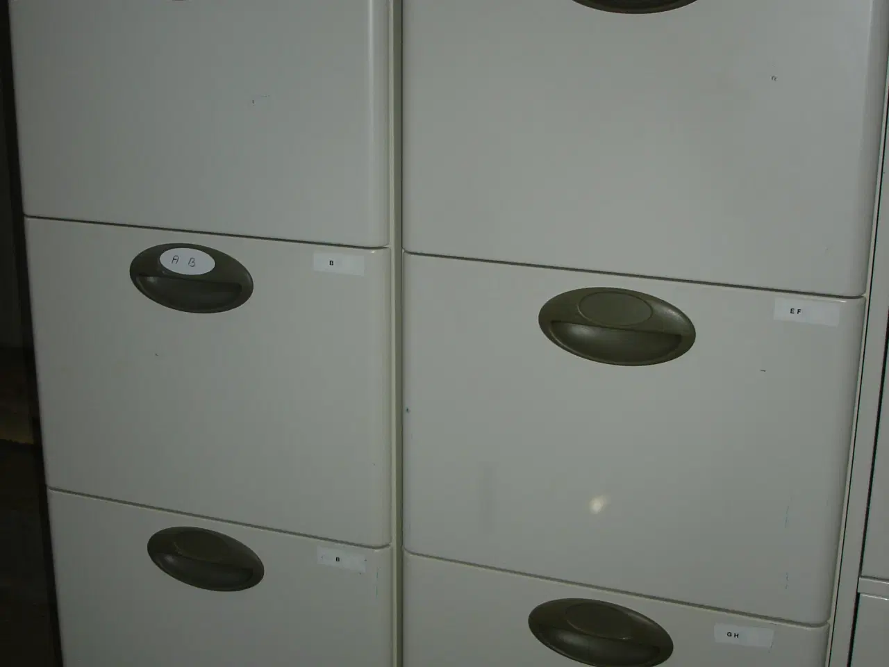 Billede 3 - Metal Skuffeskab