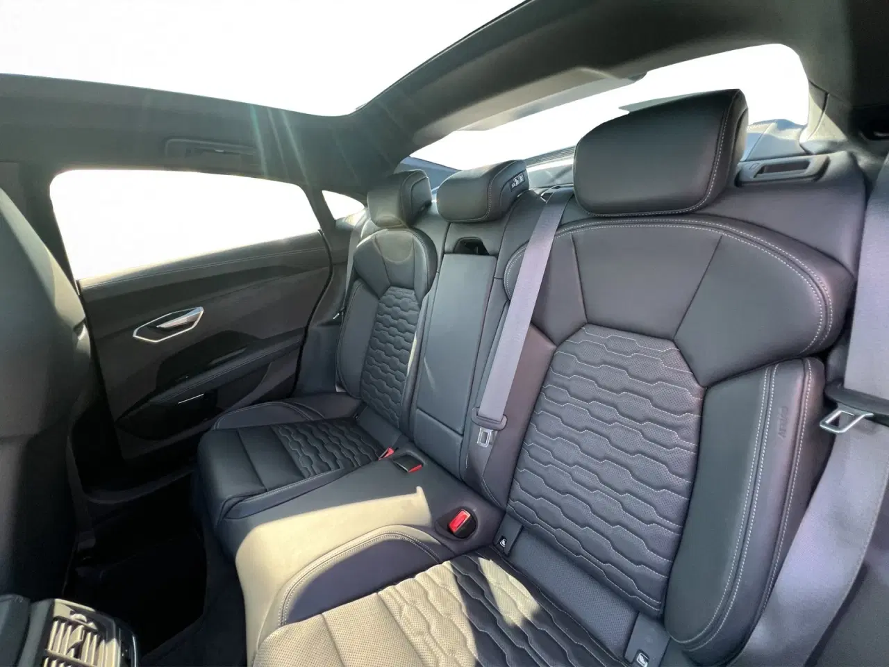 Billede 15 - Audi RS e-tron GT  quattro