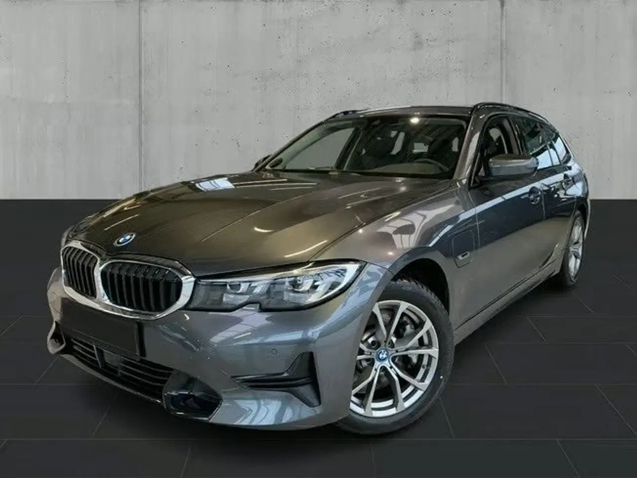 Billede 1 - BMW 330e 2,0 Touring Sport Line aut.