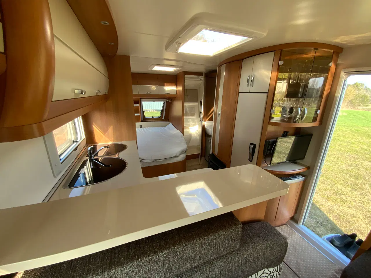 Billede 7 - 🚐 Hobby Excellent 560 CFe – rummelig, velholdt og