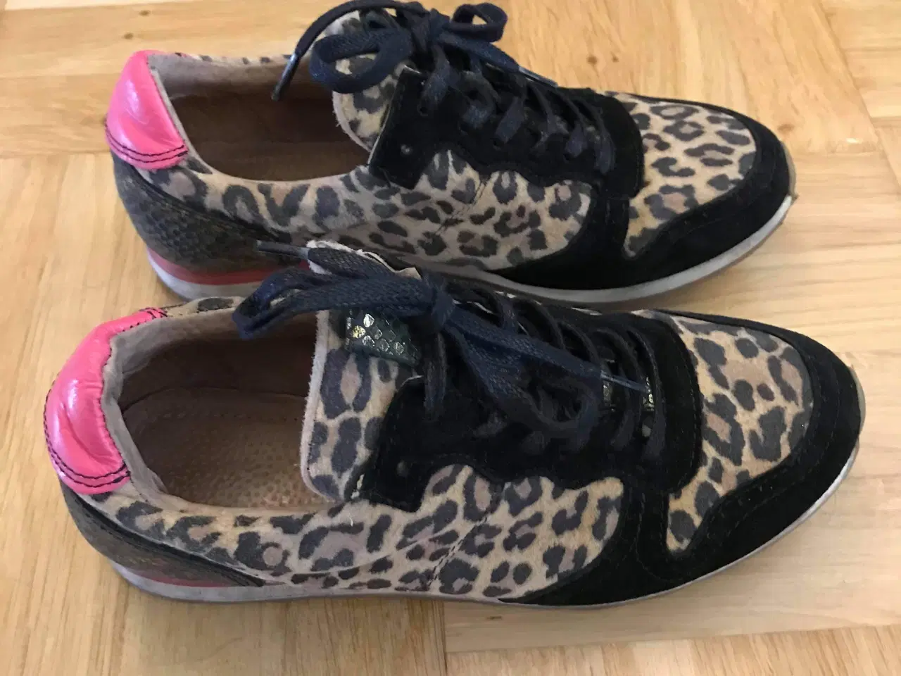 Billede 3 - Sneakers i leopardprint 