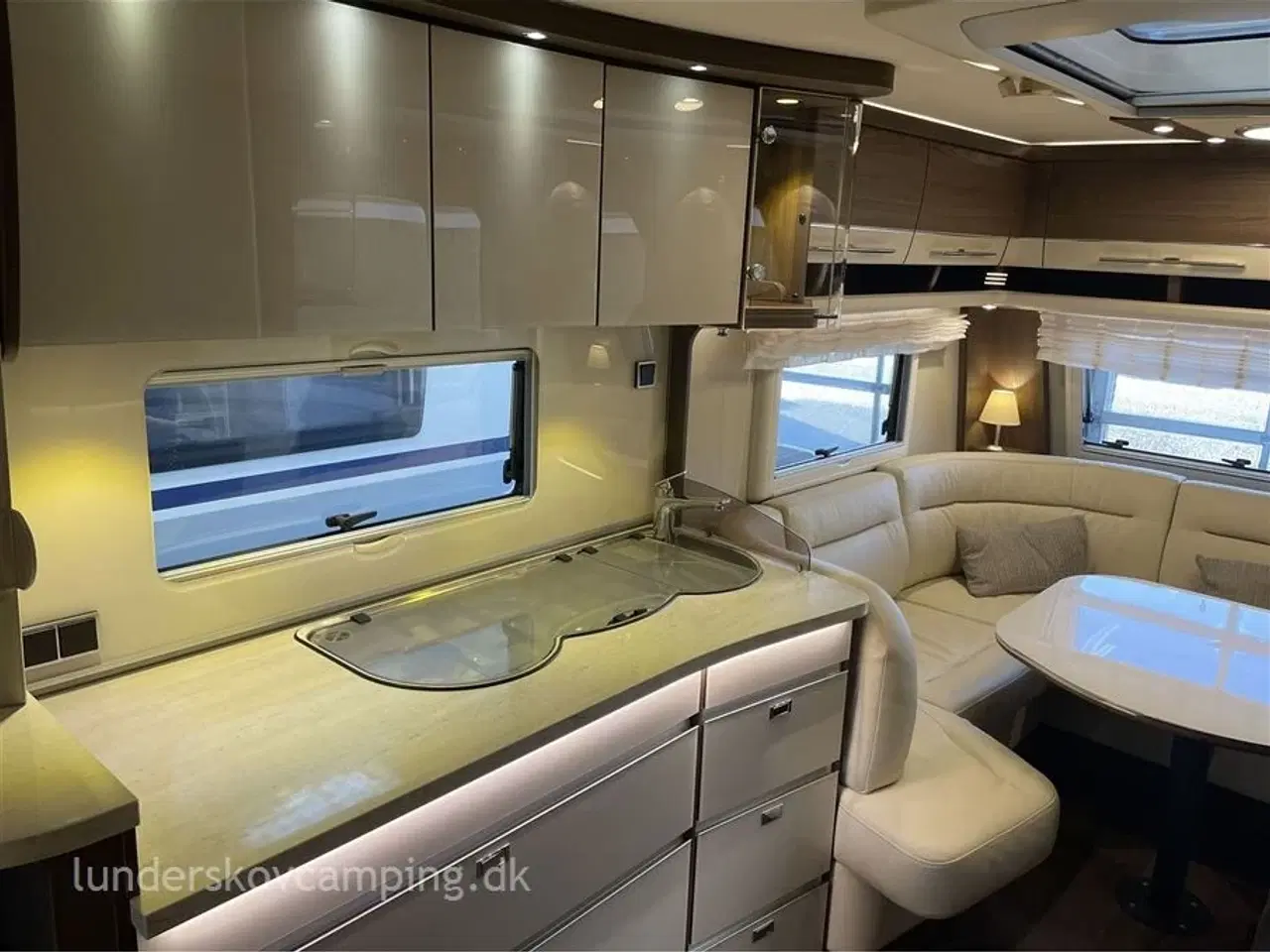 Billede 6 - 2017 - Hymer Eriba Nova S Artic 545   Ægte helårsvogn.