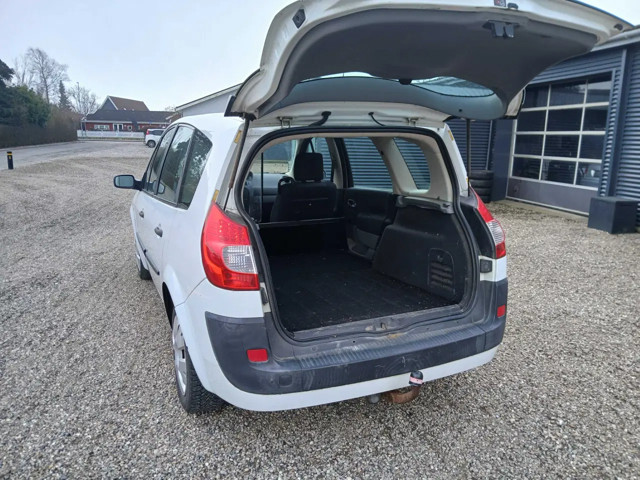 Billede 5 - Renault Scenic 1,9 DCI. 130 HK. VAN. Nysynet