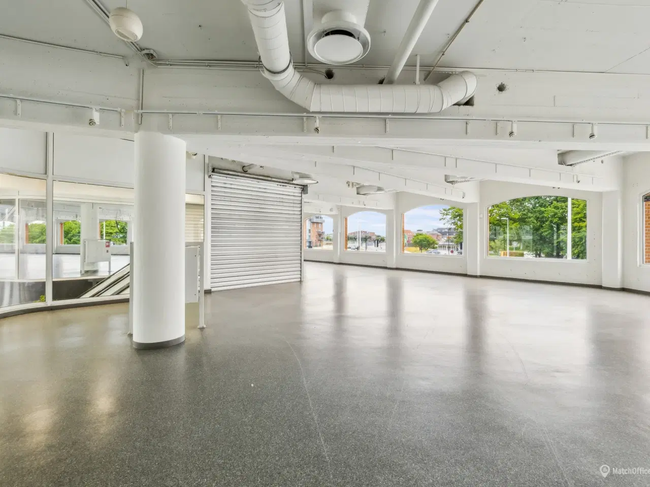 Billede 2 - Lejemål på 648 m² velegnet til butik, klinik eller andet lignende.