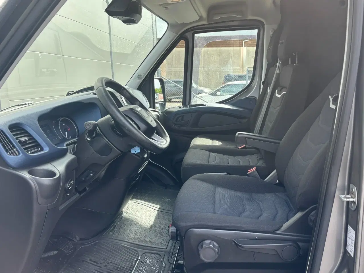 Billede 16 - Iveco Daily 3,0 35S21 12m³ Van AG8