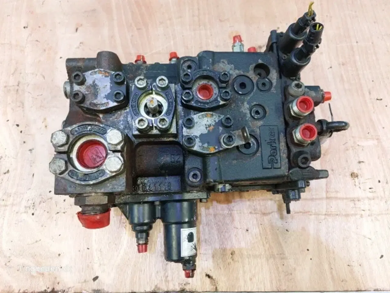 Billede 21 - JCB 427 HL Hydraulikventil 334/V1169