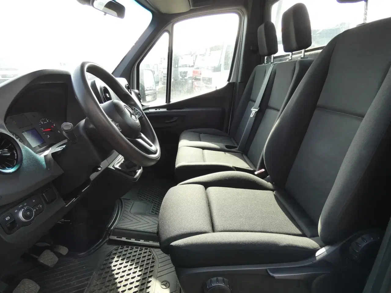 Billede 9 - Mercedes-Benz Sprinter 316 Kranbil 2,1 CDI A2 RWD 163HK Ladv./Chas. Man.