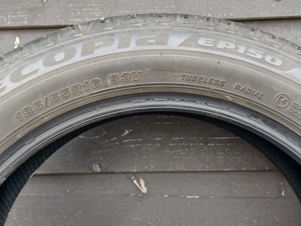 Billede 6 - Sommerdæk uden fælge.