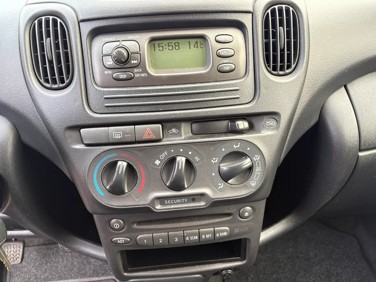 Billede 17 - Toyota Yaris 1,4 Verso disel netop nysynet