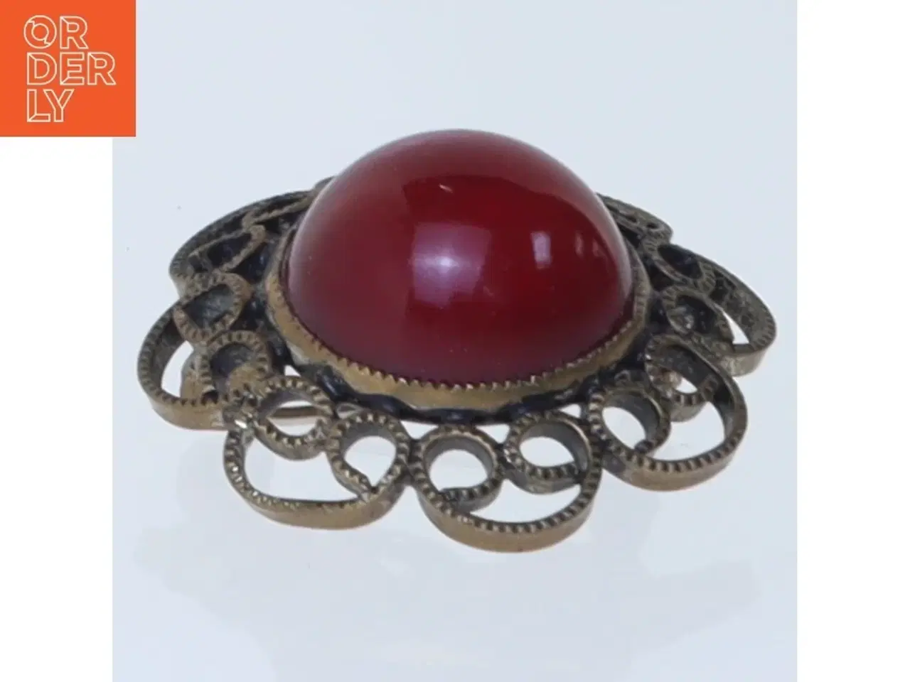 Billede 2 - Vintage broche med rød sten (str. 3 cm)