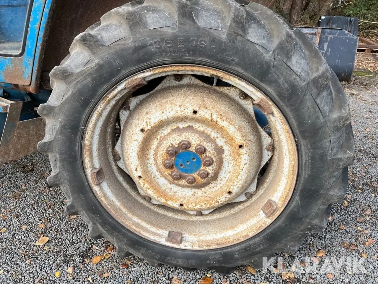 Billede 12 - Traktor Ford 6700 med frontlæsser