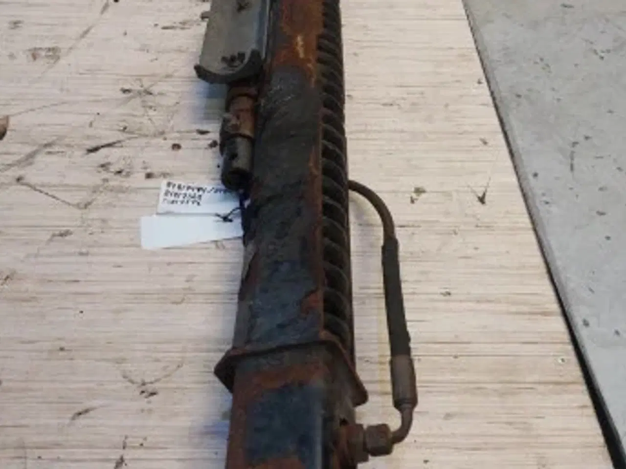 Billede 9 - New Holland BB940 Liftcylinder 84818223