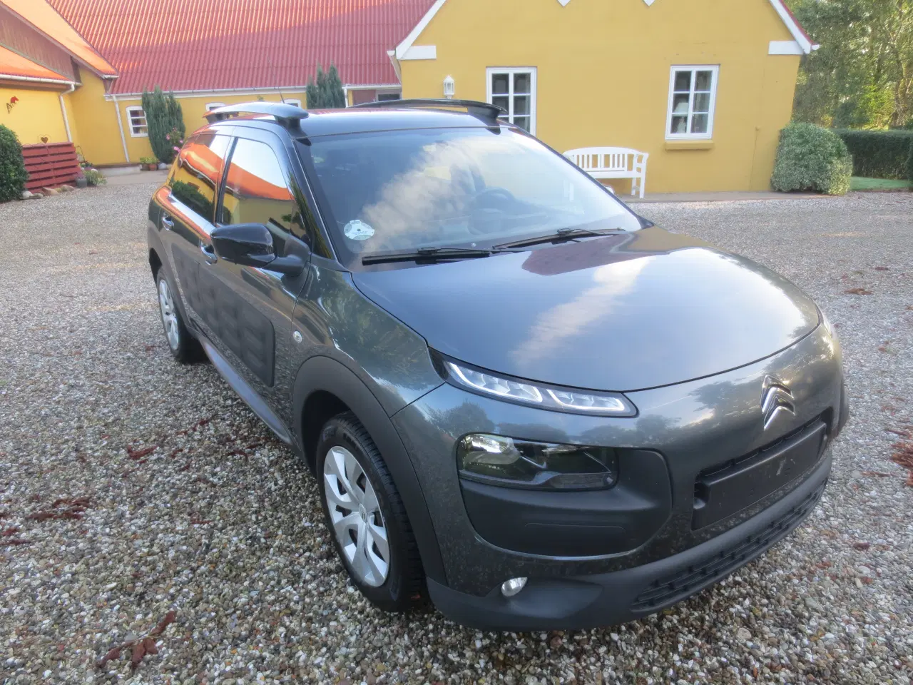 Billede 3 - Citroen C4 Cactus 1.2 i År 2015. Nysynet  