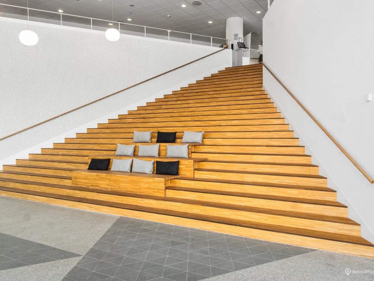 Billede 15 - Gladsaxe Company House - DGNB-certificeret kontorhus med serviceret reception. fælles kantine og mødecenter