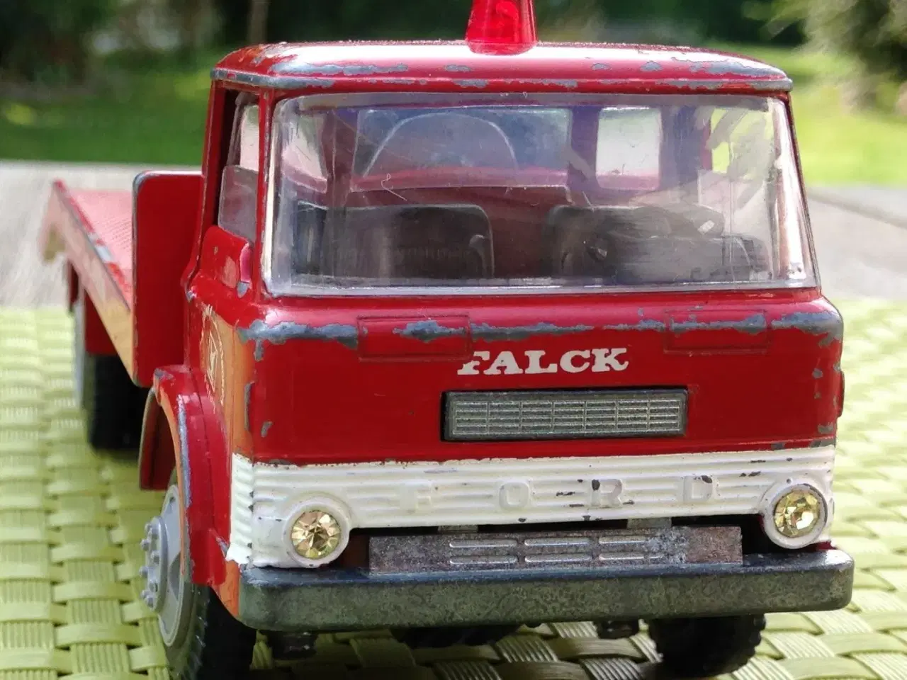 Billede 3 - TEKNO...FORD D800 FALCK ZONEN fejeblad