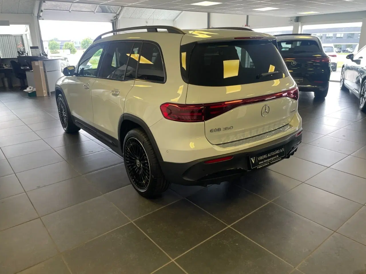 Billede 3 - Mercedes EQB350  AMG Premium 4Matic