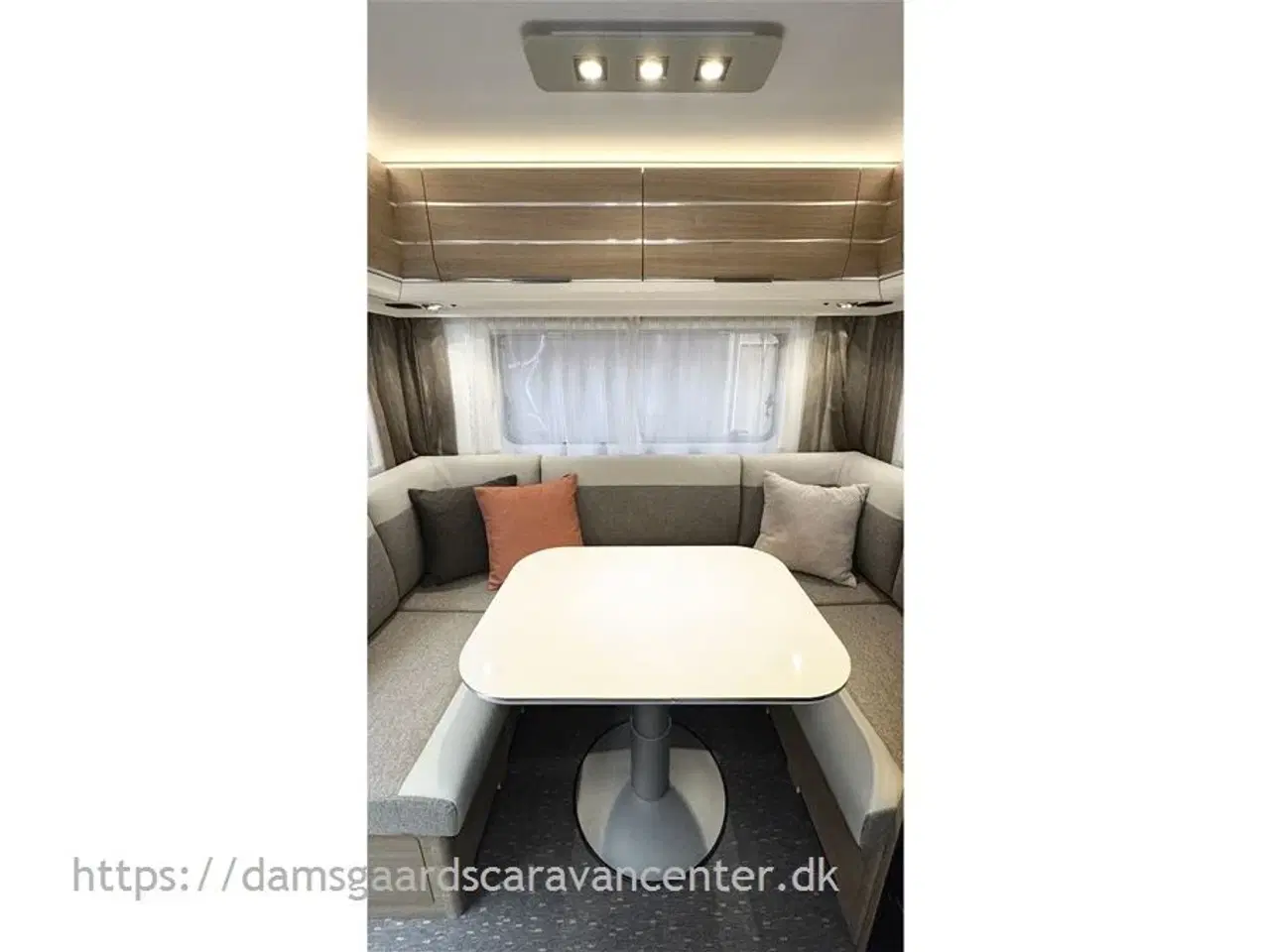 Billede 8 - 2018 - Adria Adora 482 LU   Enkeltsenge-Lamel-Gulvtemp.-Telt